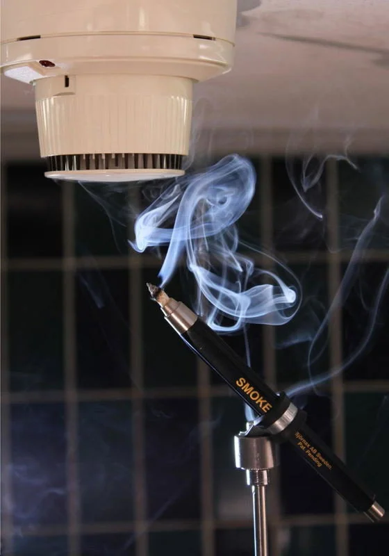 Rökpenna Björnax 3 – med 3 vekar för ventilationstest och brandsäkerhet